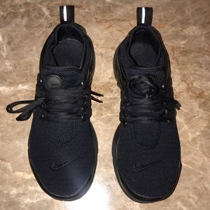 Black Nike Air Presto